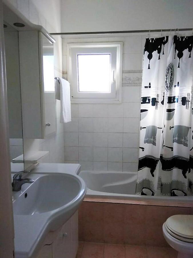 Lonelia'S Family Homes Lefkímmi Eksteriør bilde
